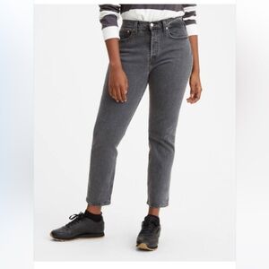 Levi’s Wedgie Jeans Size 29 in Gray